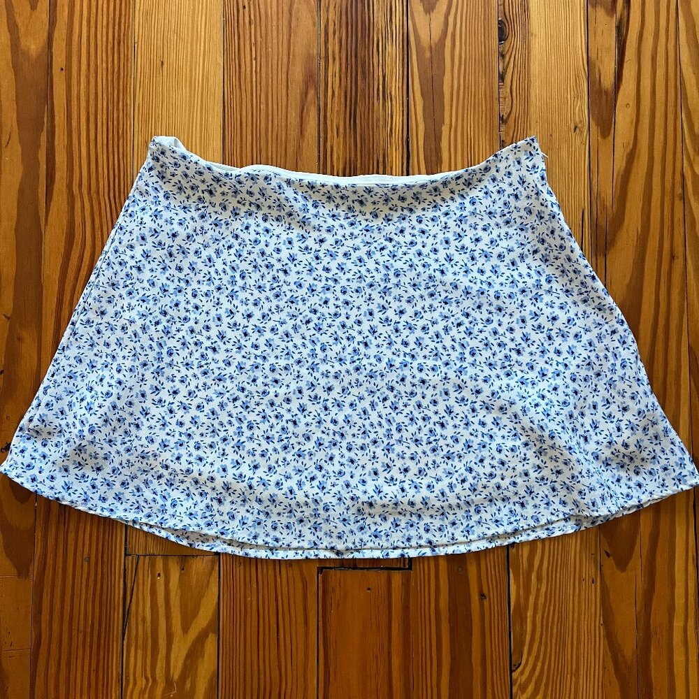 H&M Blue Floral Mini Skirt